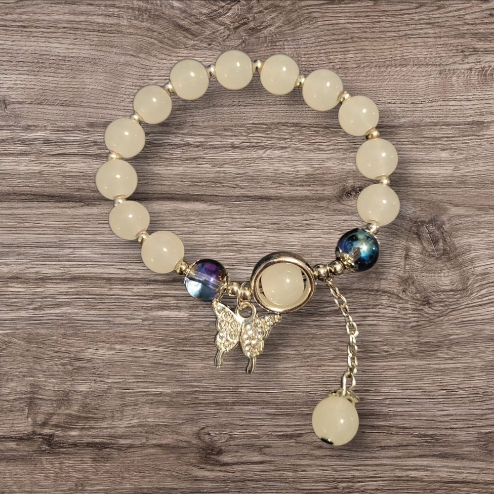 🩷3 for $15: Set of 3 Girls Bracelets, (2 Charm, 1 Clasp) 4mm & 6mm beads, NWOT - Picture 5 of 5